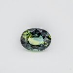 Safir bicolor 7,6 x 5,6 mm