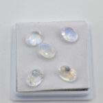 Moonstone oval 7x9mm