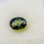 Safir verde oval