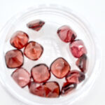 Lot granate rosii cushion