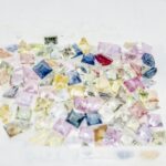 Lot safire patrate multicolore ~2.5mm