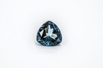Topaz london blue trilion 12.5mm