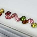 Turmaline caboshon multicolore 6x4mm