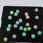 Opale cabochon 4mm