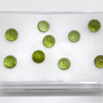 Peridot cabochon 6mm