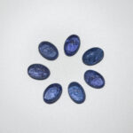Tanzanite cabochon 6x4mm