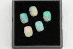 Opale cabochon 8x6 mm